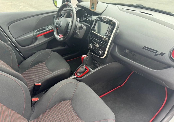Renault Clio cena 52000 przebieg: 136000, rok produkcji 2016 z Rzeszów małe 106